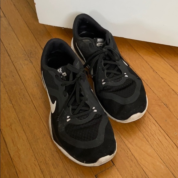 Nike Shoes - Black Nike Sneakers